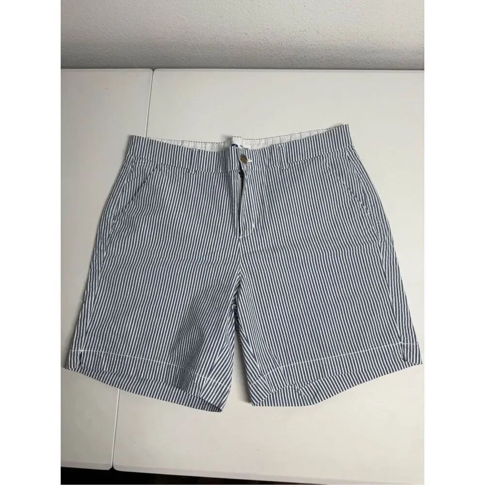 Old Navy Women's Everyday Shorts Sz 14 Striped Blue White Chino Mid Rise Cotton